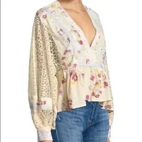 FREE PEOPLE Boogie All Night Blouse in Ivory - Small - Picture 2 of 16